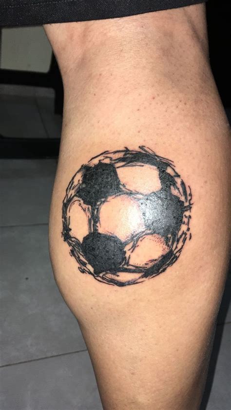 tatuajes de ftbol chiquitos|4 tatuajes de futbol chiquitos y。